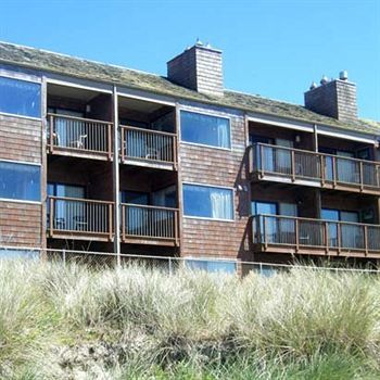 Cozy Cove Beachfront Resort Inn Линкън Сити Екстериор снимка